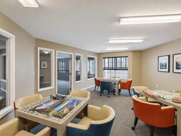 Columbia Colony Senior