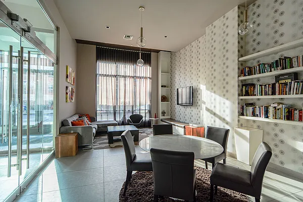 Sold by Corcoran | media 24