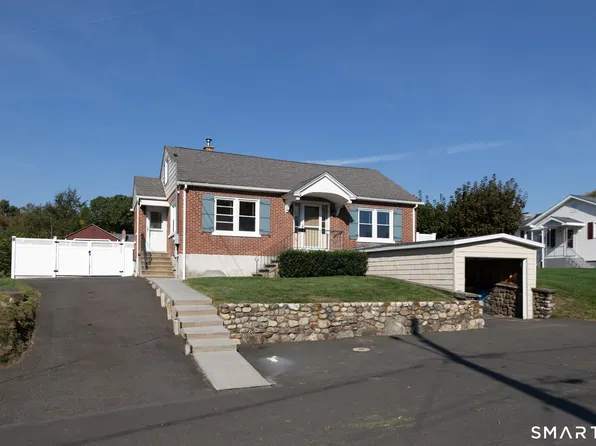 27 Kodak Street, Waterbury, CT 06704