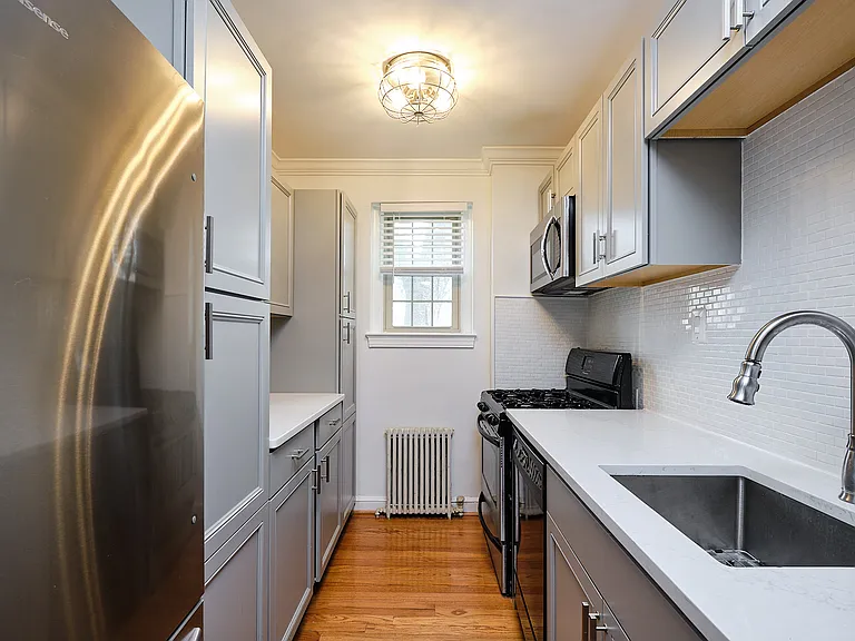 3925 Davis Pl NW #206 — Photo 7