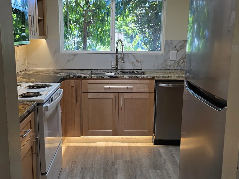 17820 Smokey Point Blvd #3 — Photo 7