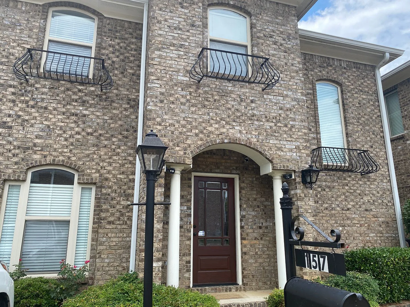 3BR/3BA For Rent — Photo 1