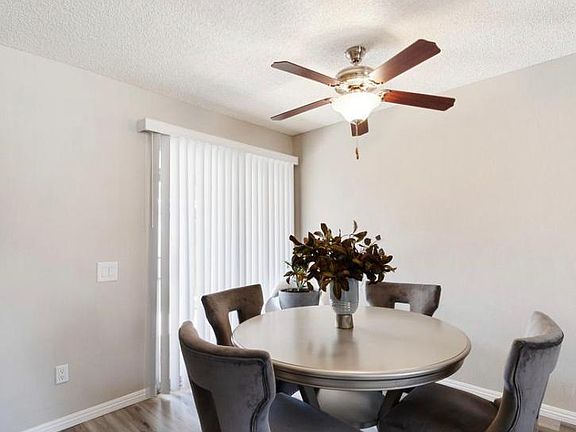 5th image of 24200 Myers Ave #4-B
