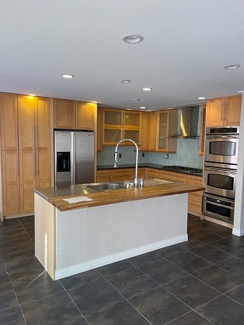 1st image of 8405 Luna Bay Ln