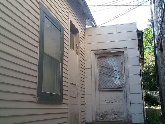 East entrance of outbuilding