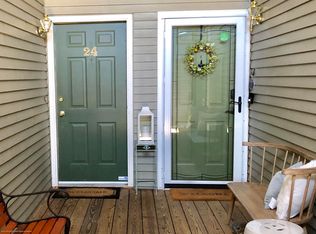 24 Dressage Ct, Tinton Falls, NJ 07753