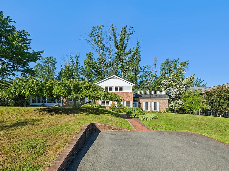 1106 Westbriar Ct NE — Photo 38