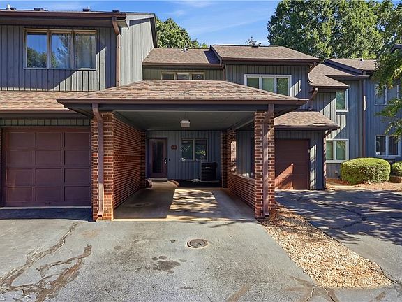 2nd image of 210 College Rd APT 102