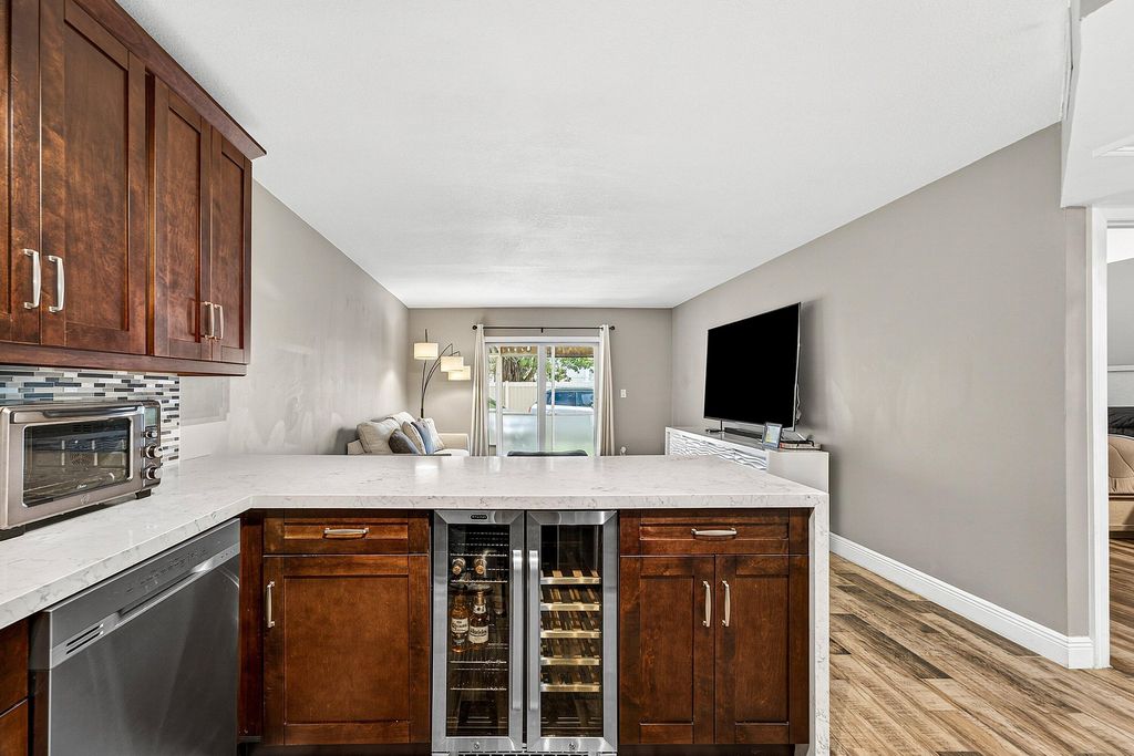 101 E Mcnab Road #304, photo 5