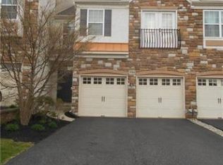 3584 Lenape Ln, Emmaus, PA 18049
