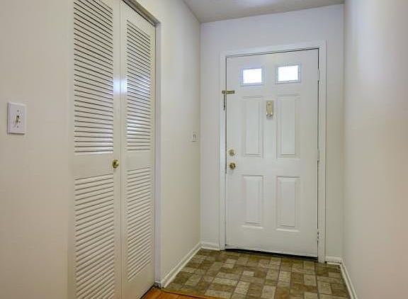 3rd image of 33 Fair Haven Way SE #33