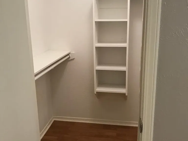 1029 Almond Dr — Photo 16