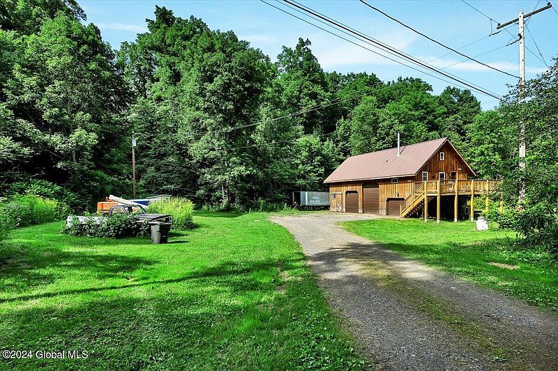 2nd image of 1731 Burtonville Road