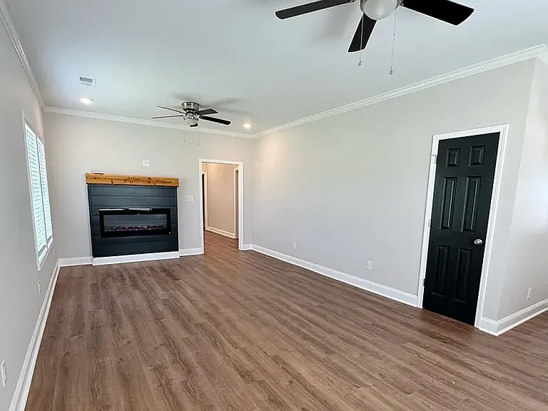 1113 Crowne Loop — Photo 3
