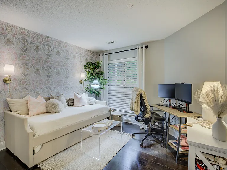 2506 Cranbrook Ln #1 — Photo 28
