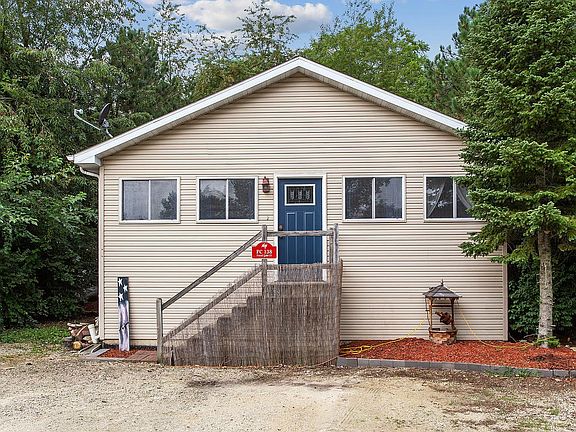 5th image of 138 Fossil Lake Ct
