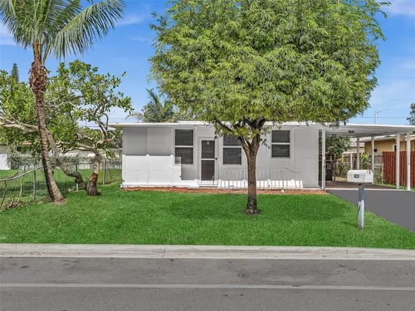 2805 NW 7th Ct, Pompano Beach, FL 33311