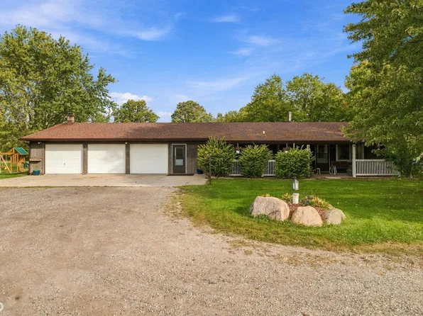 5195 Duce Rd, Avoca, MI 48006