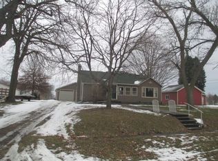 1404 18th St, Viola, IL 61486