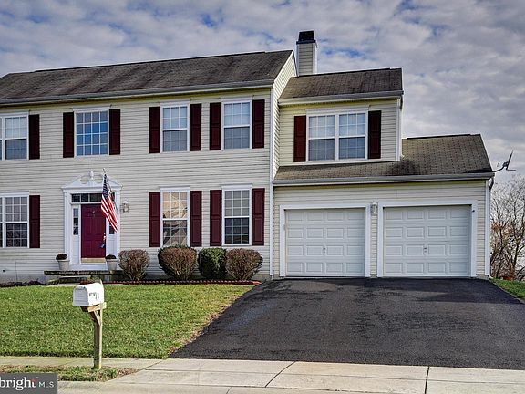 2nd image of 43 Mailly Dr