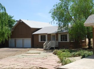 418 Bartch Ave, Patterson, CA 95363