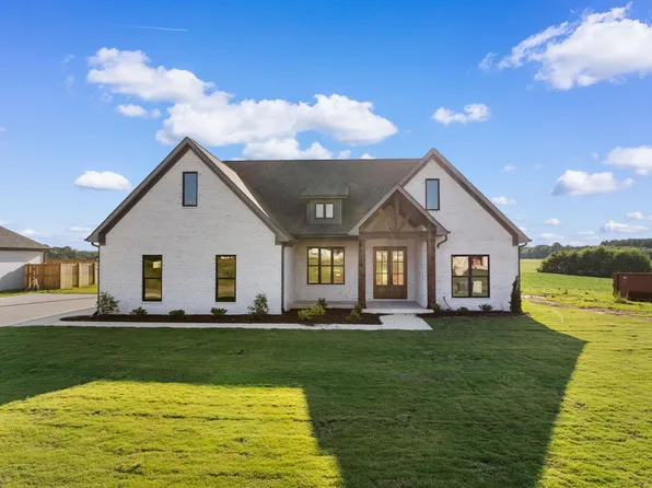 210 Hummingbird Way, Killen, AL 35645