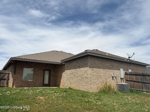 2013 102nd St, Lubbock, TX 79423