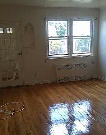 2nd image of 11433 204th Street