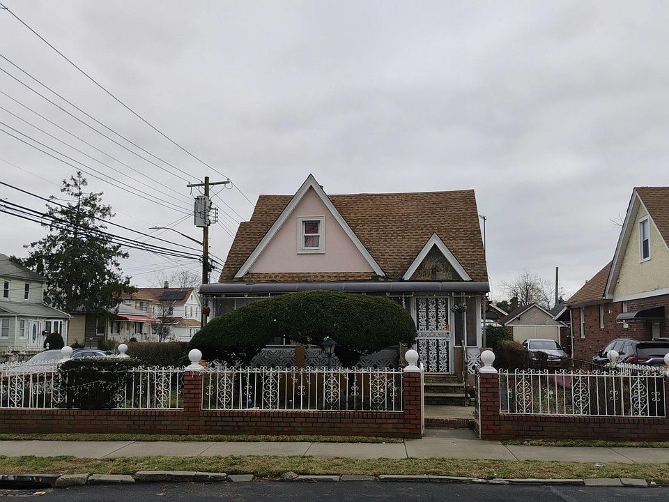 1st image of 13503 220th Pl