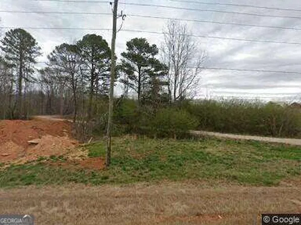 3325 Tanners Mill Rd, Gainesville, GA 30507
