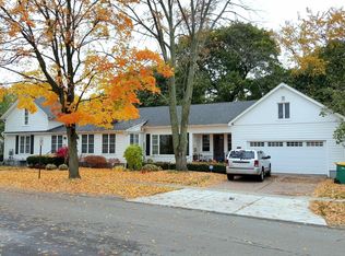 23802 Farmington Rd, Farmington, MI 48336