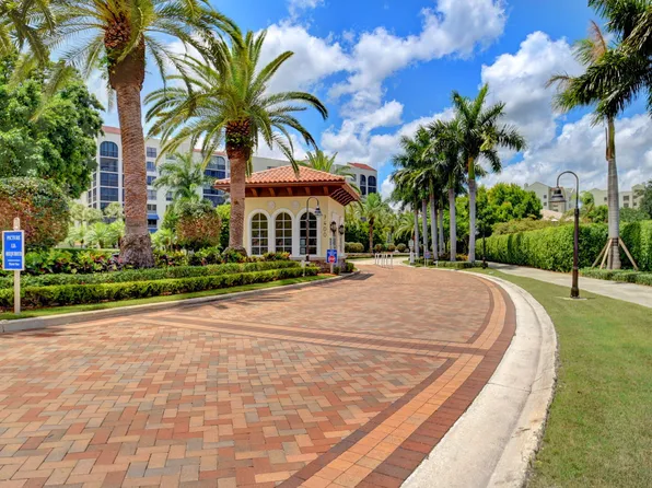 7460 La Paz Blvd APT 304, Boca Raton, FL 33433