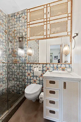 Sold by Corcoran | media 6