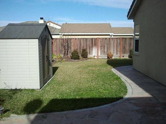 Backyard Storage & Walkwa