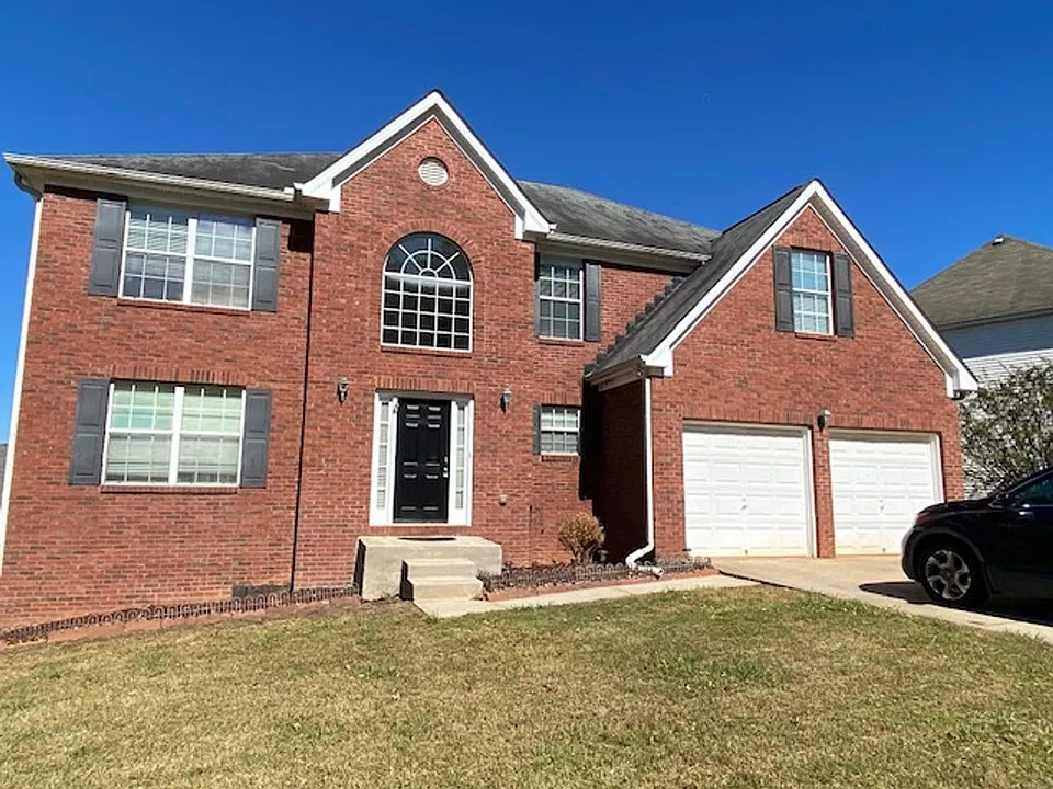 461 Brunswick Cir