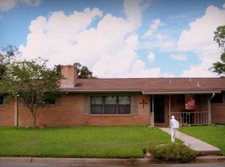 602 3rd St, Cuero, TX 77954