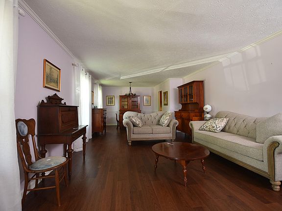 3rd image of 2100 Crystal Creek Dr