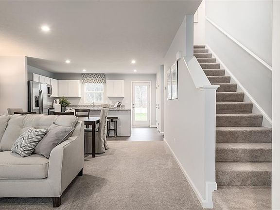2nd image of 67 Sunny Brook Dr