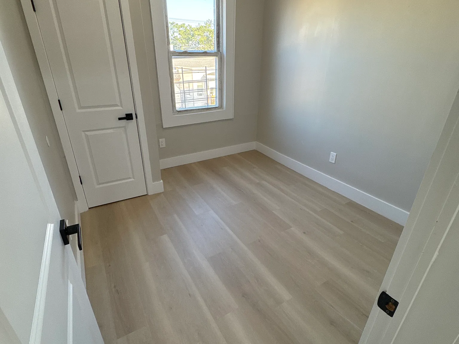 2 bed, 900 sqft, $1,850 — Photo 4
