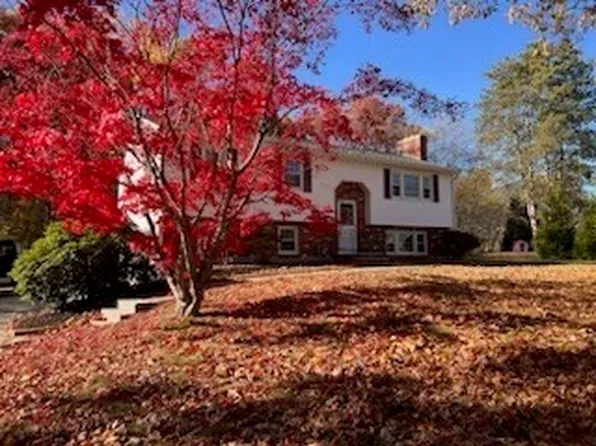 48 Salem St, Methuen, MA 01844