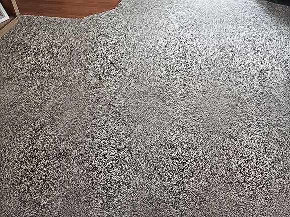 5th image of 2999 N Highpoint Dr
