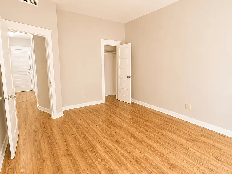 227 W Riverside Ave #215 — Photo 8