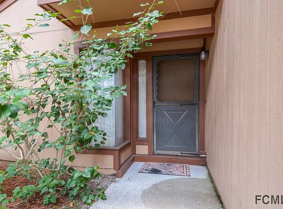 2nd image of 13 Pinehurst Pl #13