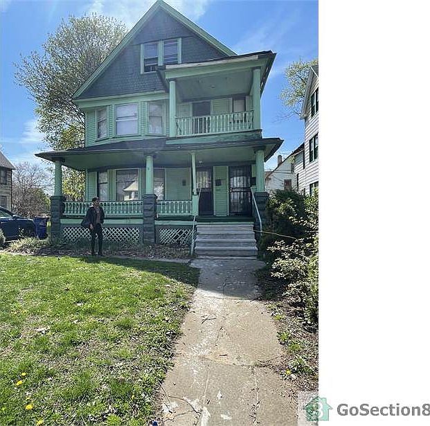 2nd image of 10116 Parkgate Ave Unit 3