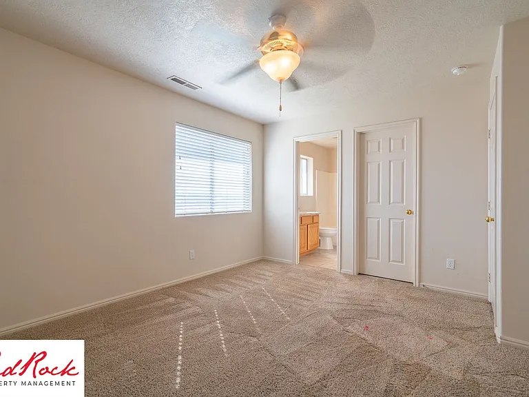 Fourplex - 620 W Evans Ridge — Photo 85