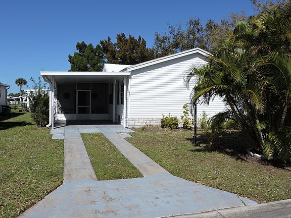 2nd image of 900 Cashew Circle