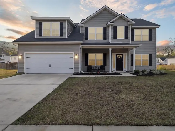 127 Summit Cir, Midway, GA 31320