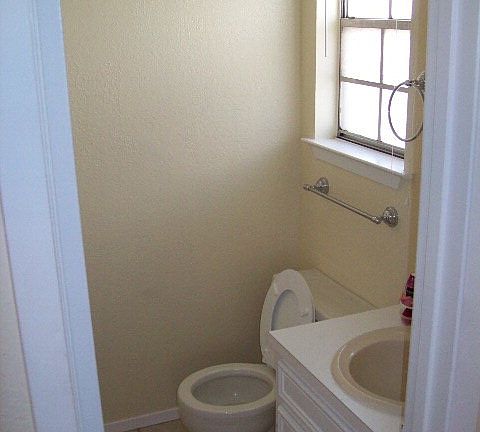 4th image of 1211 Burchill Dr