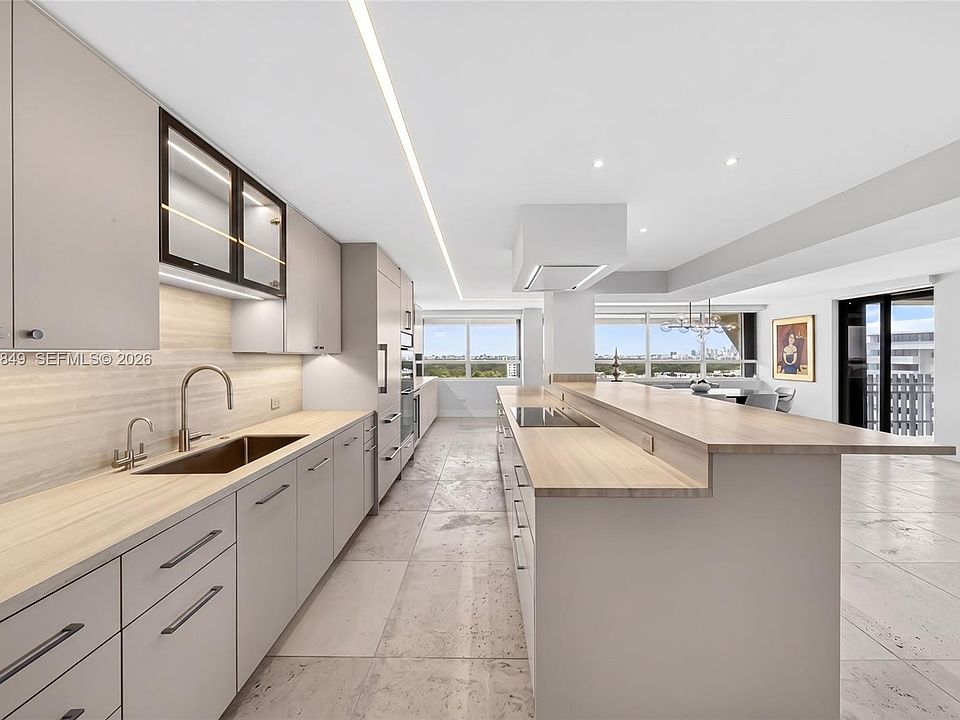 1st image of 1 Grove Isle Dr #A1809