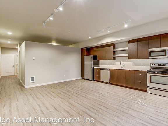 3rd image of 398 NE 79th Ave #6721920